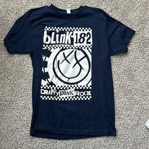 NWOT Blink-182 2023 World Tour Shirt